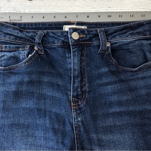 Harper Heritage High RiseDistressed Straight Frayed Hem Jeans size 27 - Picture 3 of 11